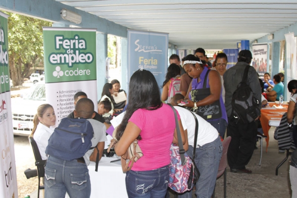 Feria de empleo en Universidad de Panamá